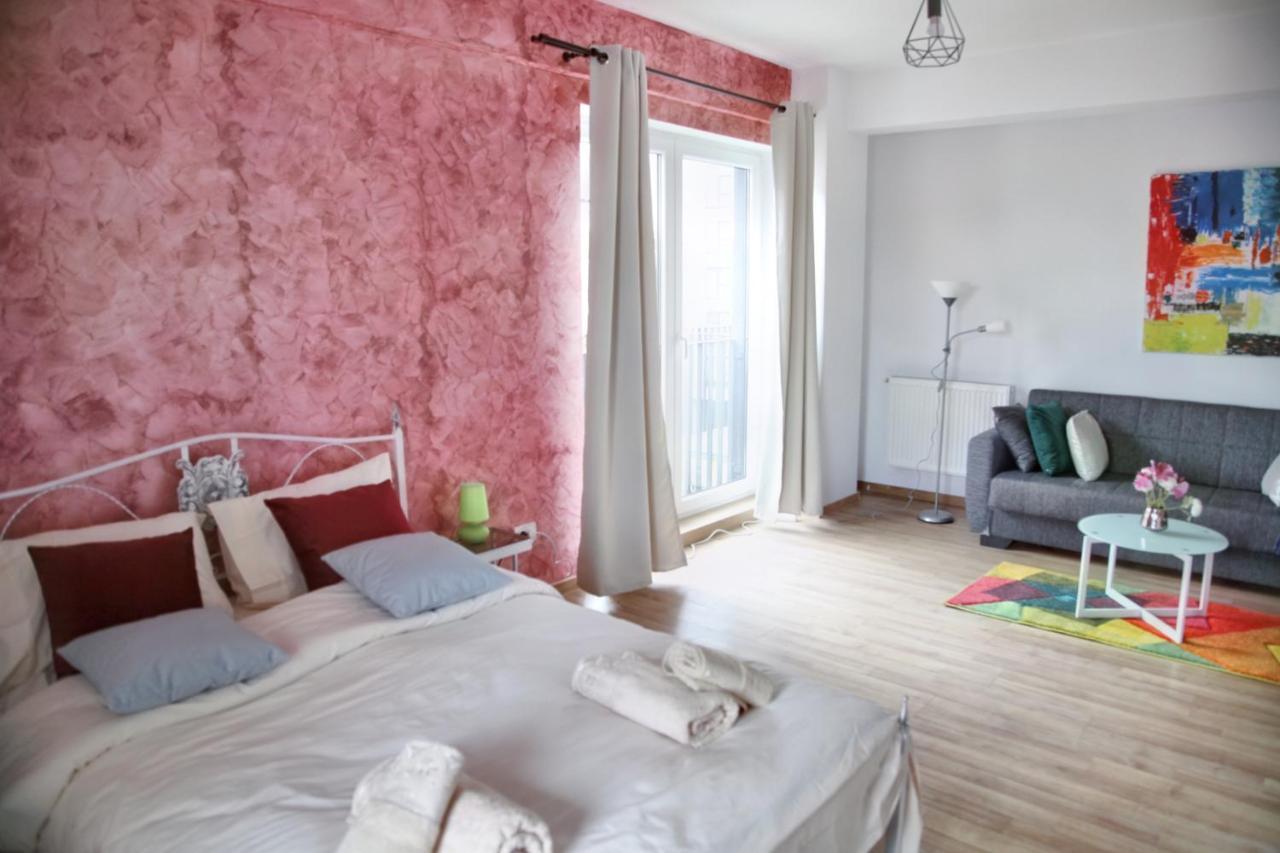 Luxury Downtown Apartment Cluj-Napoca Exterior photo